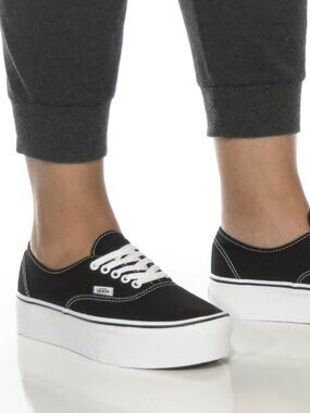 New in Box Discontinued Vans Authentic Stackform Sneakers in Black/White 7.0